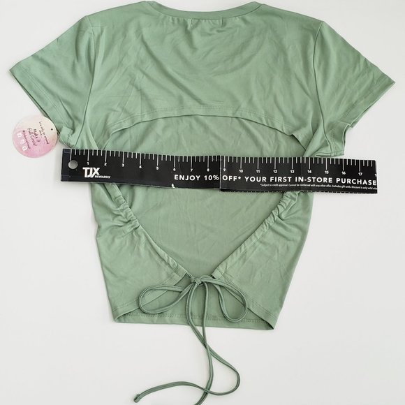 FULL CIRCLE TRENDS Back Cut Out Short Sleeve Top - Picture 7 of 7